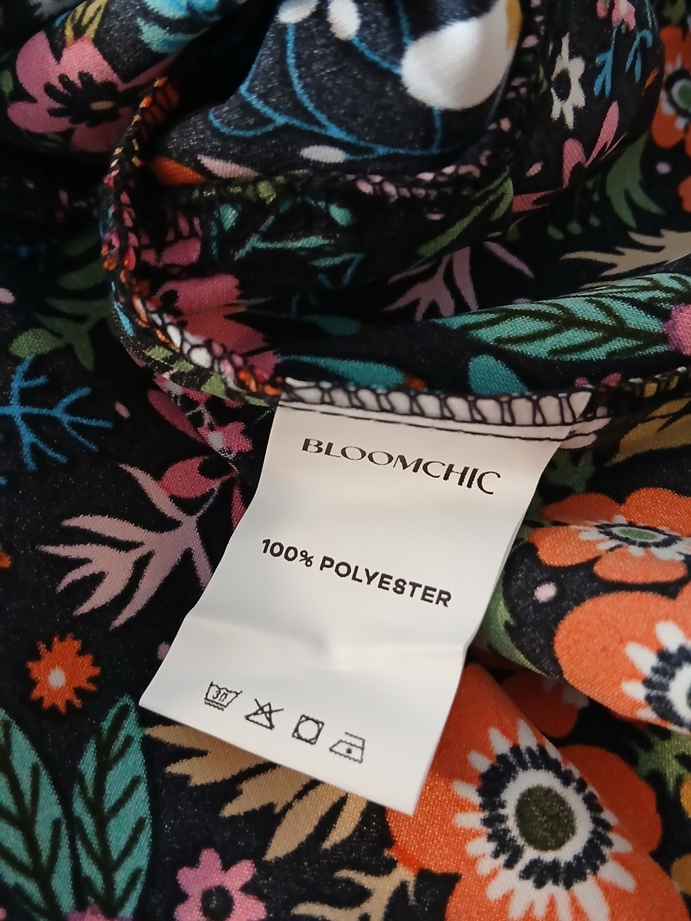 BloomChic Black Floral Blouse Size 22/24 - Picture 3 of 5